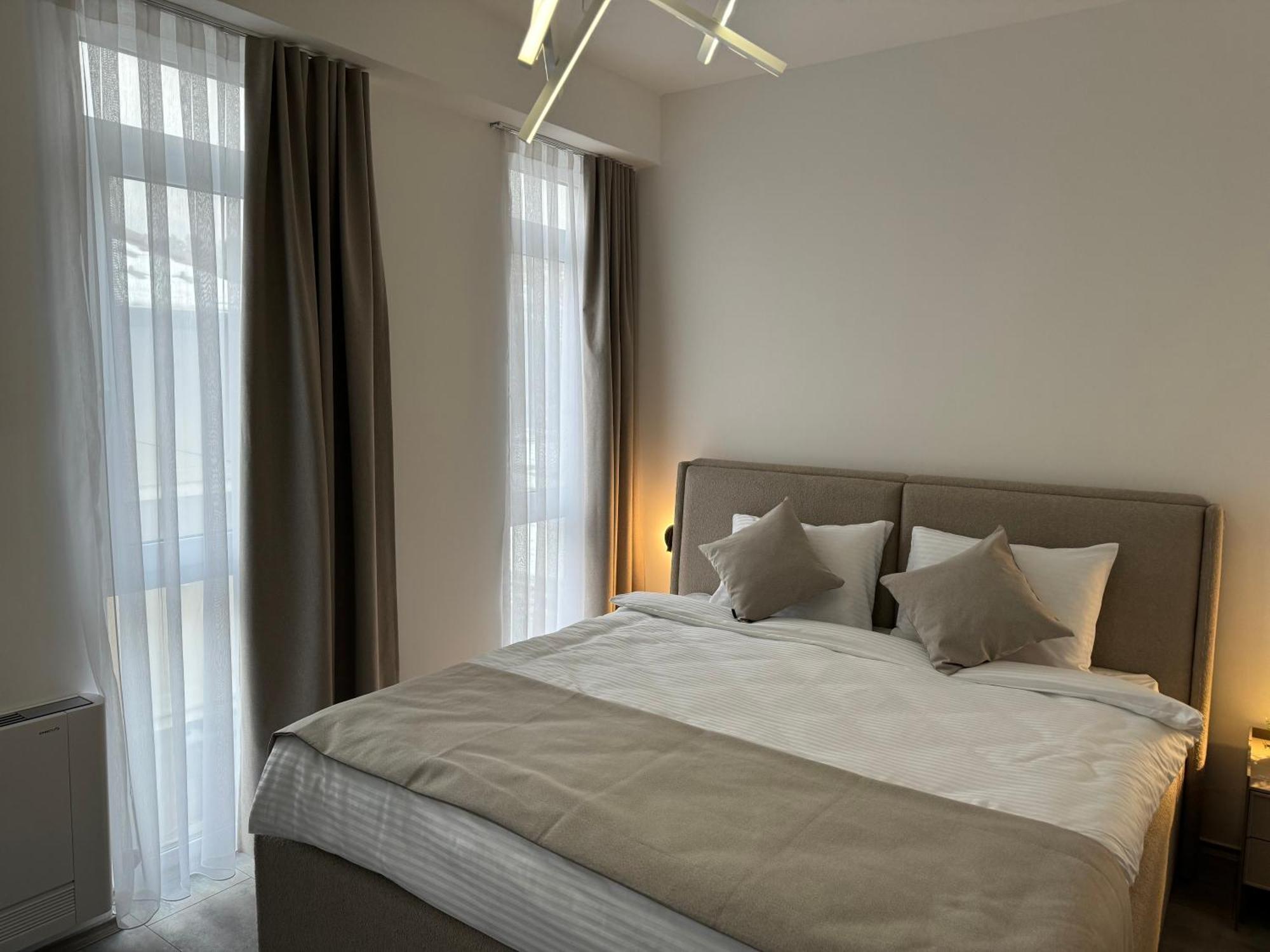 Hotel Le Manoir Гостивар Экстерьер фото